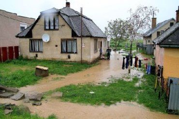 В Ужгороде в районе Радванки подтоплены 24 дома на 8 улицах