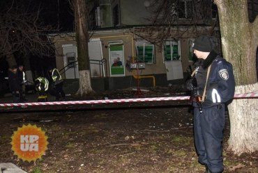 Ночью в Одессе пытались взорвать отделение "Приватбанка"