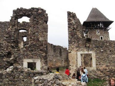В Ужгороді представлена концепцію розвитку замків Закарпаття