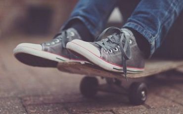Несовершеннолетний на скейте попал под колеса авто в Мукачево