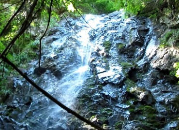 Водопад Лихой на Раховщине в Закарпатье