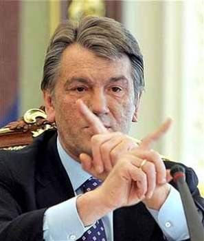 Виктор Ющенко превращается из пасечника в фокусника