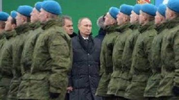 Путин стягивает к границе с Украиной войска