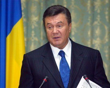 Янукович намерен определиться с судьбой указов бывшего президента Виктора Ющенко
