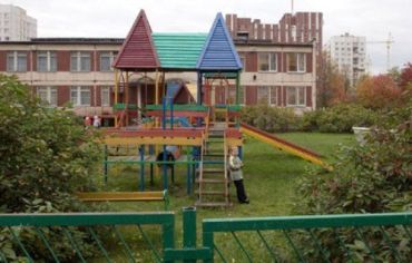 В Ужгороде детям после рождения придется поступать в ВУЗЫ