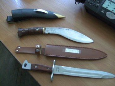 Ножи достались украинцам в качестве подарков