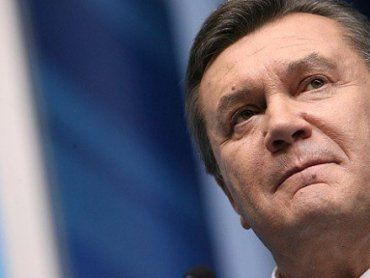 В.Янукович надав паспорт громадянина України у російському суді