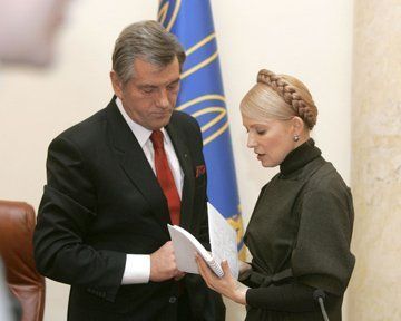 Переписка между Ющенко и Тимошенко продолжается