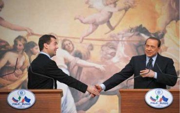 Медведев и Берлускони на встрече в Риме