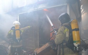 Пожежа в Одесі, вогонь пошкодив 149 торгових павільйонів