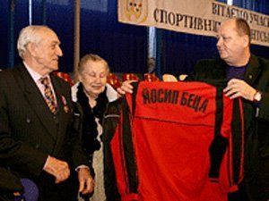На Закарпатье опять чествовали заслуженного мастера СССР футболиста Иосифа Бецу