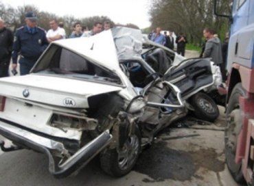 В Симферополе водила ВАЗа устроил кровавую бойню для BMW