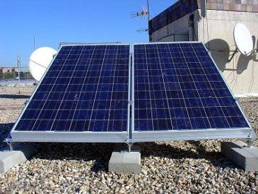 В Закарпатье венгерские инвесторы построят завод по выпуску солнечных элементов