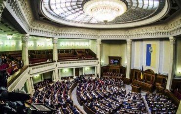 Киевлянин собрал всю информацию о парламентариях