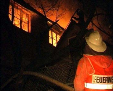 В Ясиня потушили пожар мини-пекарни