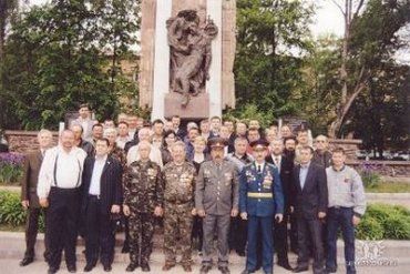 Черновцы. Памятник погибшим воинам - афганцам