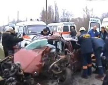 На Запорожье в жутком ДТП погиб водитель Renault