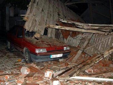 В Турции произошло землетрясение, погибли 4 человека