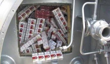 Скрытые сигареты на 1200 грн оставили украинца без микроавтобуса на 70 000 грн