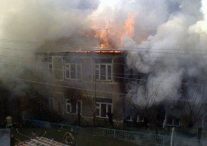 Пожар произошел на чердаке молочной кухни Свалявской больницы