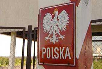 Польские "челноки" могут легализировать свою экономическую деятельность и платить налоги.