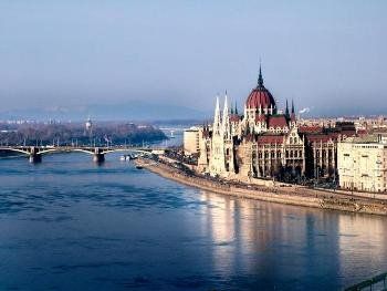 Венгрия будет способствовать упрощению визового режима Украины в ЕС