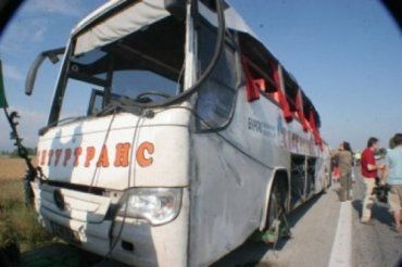 В Болгарии перевернулся и сгорел автобус: 8 - погибли, 2 - в коме