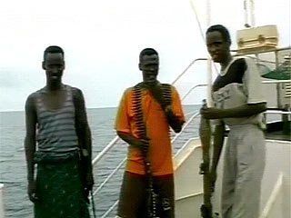 Сомалийские пираты, захватившие сухогруз "Фаина", продлили срок своего ультиматума