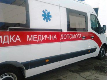 Ужгород. Жорстоко побитого таксистами юнака оглянули судмедексперти