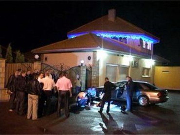В Ужгороде убили двух армян около ресторана "Оазис"