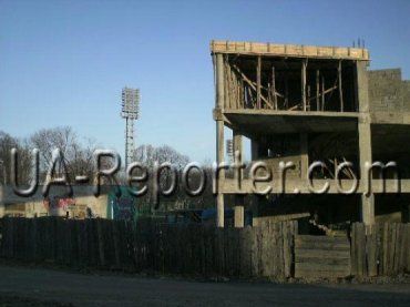 Ужгородский стадион "Авангард" превратился в кладбище монстров