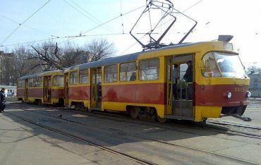 В Одесі сталася трагедія, дівчині трамвай відрізав ноги