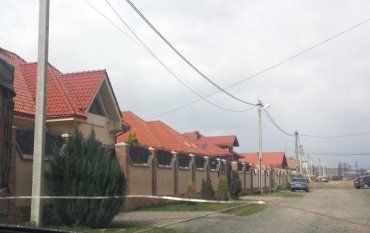 Нерухомість ужгородського прокурора Івана Зареви складається з одного будинку