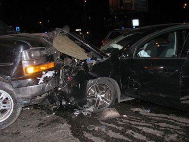 В Киеве водитель Skoda устроил кровавое ДТП, есть жертвы