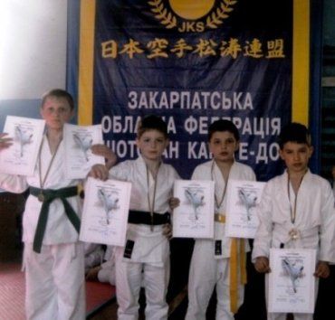 В Мукачево состоялся чемпионат Закарпатья по каратэ