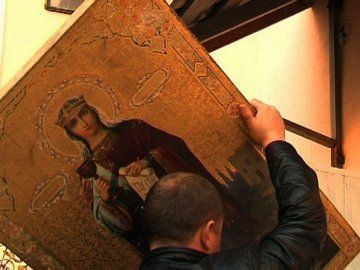 44-річний перечинець намагався пограбувати церкву в Ужгороді.