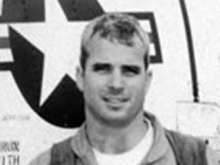 6 октября 1967 года Маккейн в составе эскадрильи из 20 самолетов вылетел на бомбардировку и был сбит.