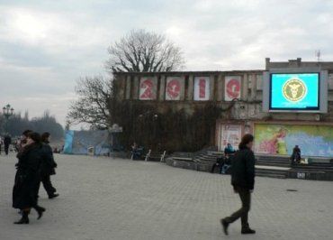 Податківці проводять кампанію декларування в центрі Ужгорода