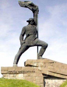 Памятник «Украина - освободителям» в Ужгороде