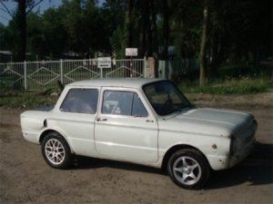 "Запорожец" - не "Мерседес", но для ужгородских пенсионеров - это авто