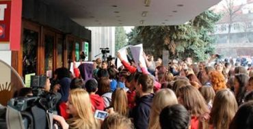 Вчерашний митинг школьников в Ужгороде вышел из-под контроля