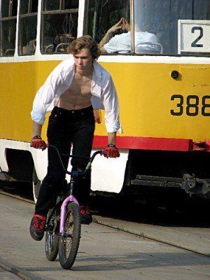 В Германии ездят на работу на велосипеде и трамвае