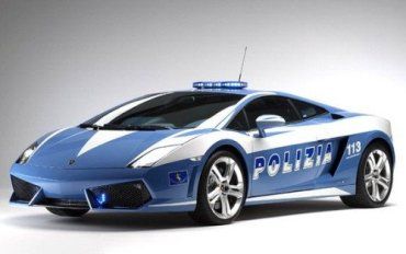 Полиция Италии пересела на Lamborghini