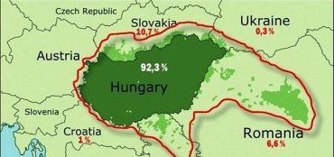 Більше 100 тисяч закарпатців вже отримали паспорт резидента Угорщини.
