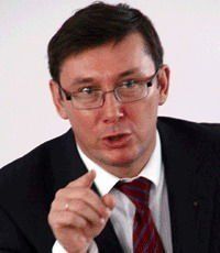 Тимошенко может вернуть Луценко в кресло министра