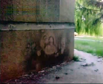 В Черновицкой области на стене проявилась икона