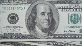 Доллар на межбанке поднялся выше 8 гривен