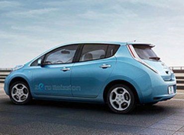 Nissan Leaf - первый серийный электромобиль, победивший в престижном конкурсе