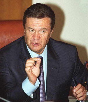 Виктор Янукович конкретно "наехал" на губернатора Закарпатья