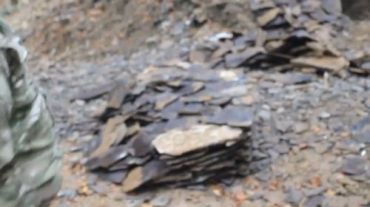В лесу возле с. Ореховица Ужгородского района проводится незаконная добыча камня